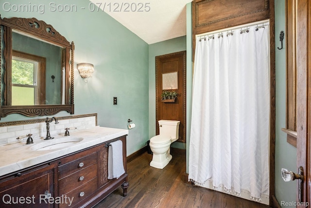 2577 John R Rd, Rochester Hills, MI 48307 - full bath with vanity, wood finished floors, backsplash, and a shower with shower curtain