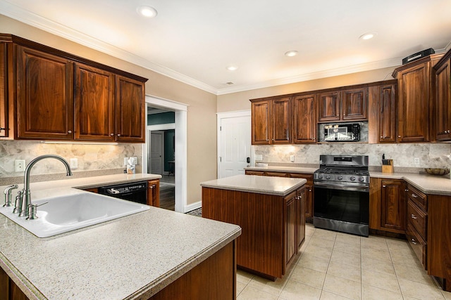 6574 Lafountaine Dr, Plainwell, MI 49080