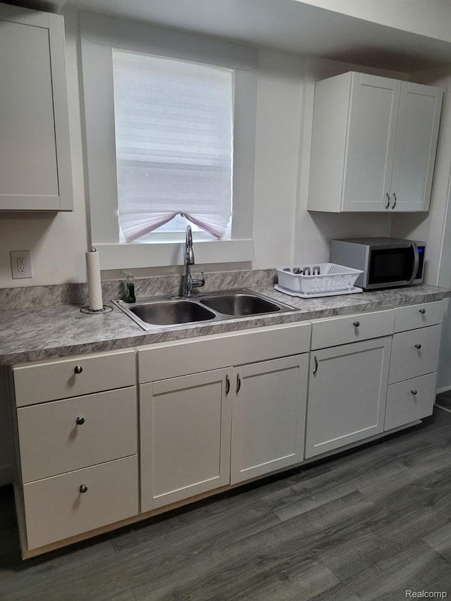 19183 Riopelle St, Highland Park, MI 48203 - photo 2