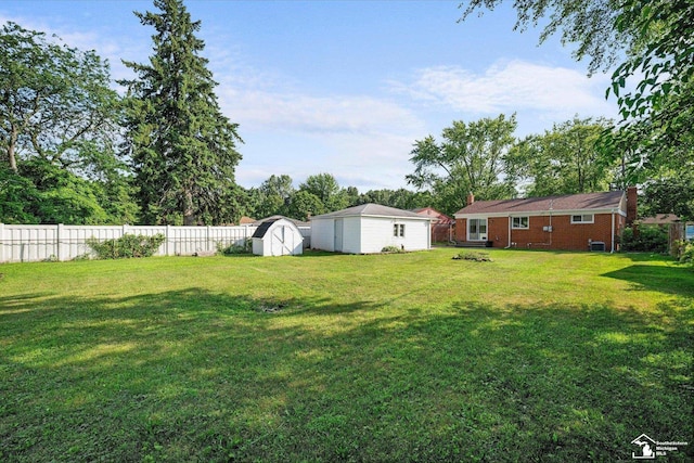 23438 Calvin St, Taylor, MI 48180 - photo 30