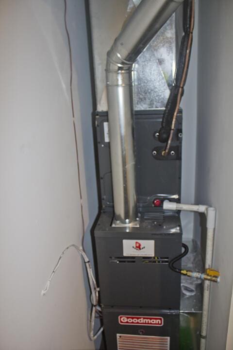 93402 Lee Dr Unit 1, Dowagiac, MI 49047 - view of utilities
