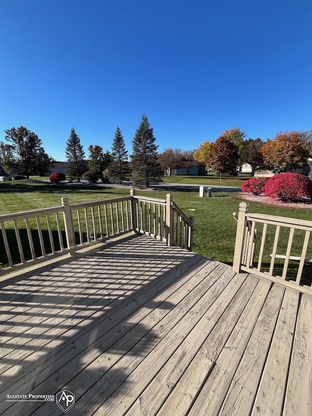 9330 Pinecrest Ct, Davison, MI 48423 - wooden deck featuring a yard