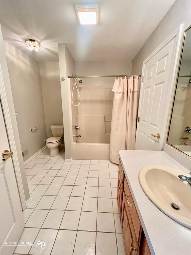 9330 Pinecrest Ct, Davison, MI 48423 - full bath with vanity, shower / tub combo with curtain, and tile patterned floors