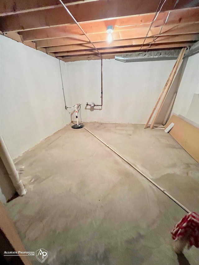 9330 Pinecrest Ct, Davison, MI 48423 - unfinished basement with drainage system