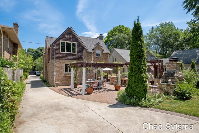 839 Cadillac Dr SE, Grand Rapids, MI 49506