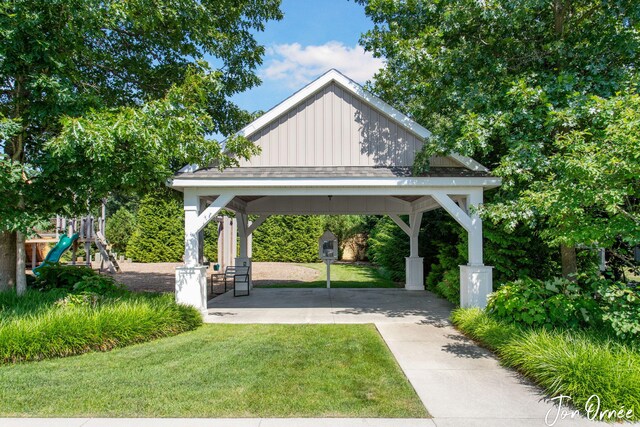 13002 Boulderway Trl, Grand Haven, MI 49417
