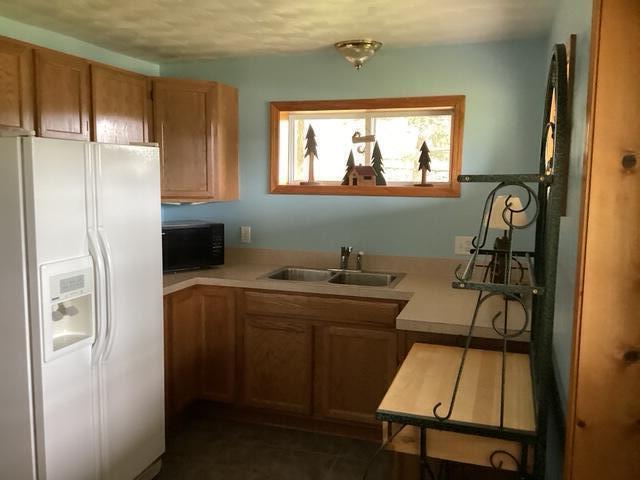 124 Horseshoe Dr, Leroy, MI 49655 - photo 10