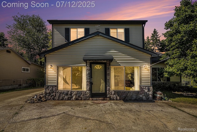 4420 Pinedale Ave, Clarkston, MI 48346 - view of front facade with stone siding