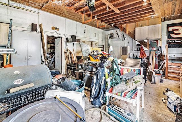 4420 Pinedale Ave, Clarkston, MI 48346 - view of garage