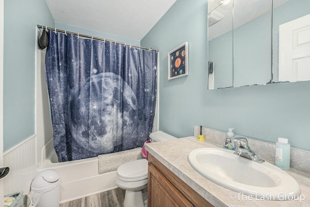 2851 18 Mile Rd, Kent City, MI 49330 - bathroom featuring shower / tub combo with curtain, vanity, and wood finished floors