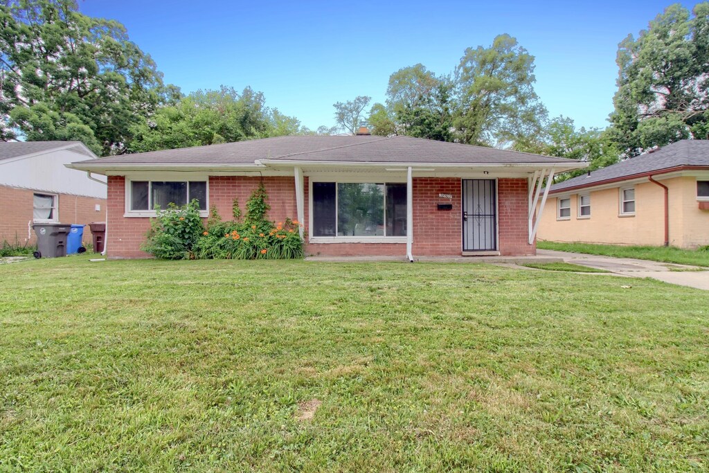 28503 Hazelwood St, Inkster, MI 48141 - photo 1