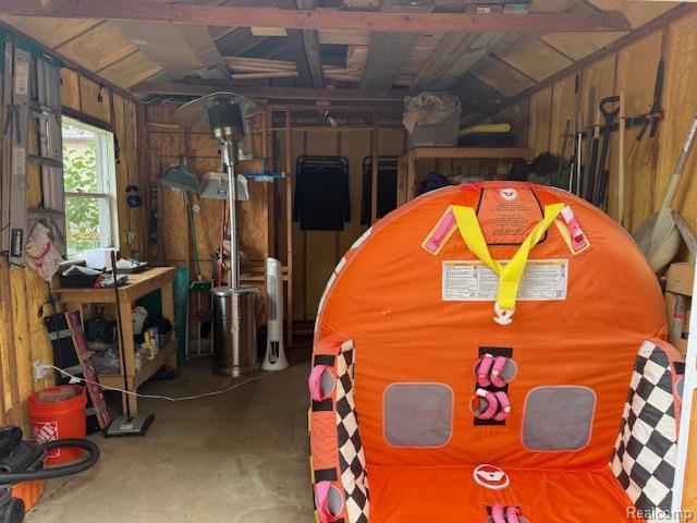 636 Swains Lake Dr, Concord, MI 49237 - view of garage