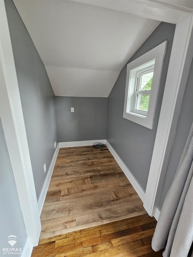 624 E Comstock St, Owosso, MI 48867 - bonus room with lofted ceiling and wood finished floors