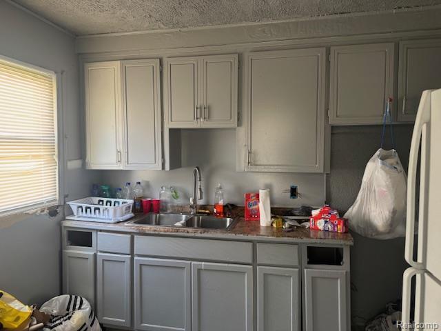 13540 Minock St, Detroit, MI 48223 - photo 3