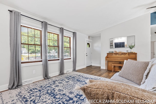 3520 Auburn Ave NE, Grand Rapids, MI 49525 - living area featuring wood finished floors and ceiling fan