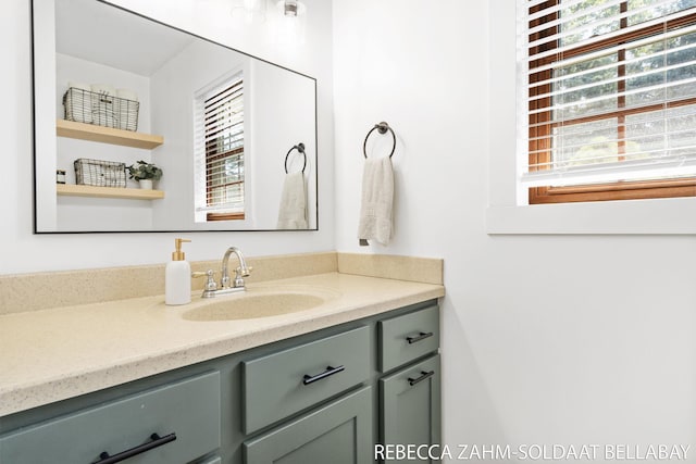 3520 Auburn Ave NE, Grand Rapids, MI 49525 - bathroom featuring vanity