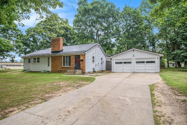 702 S Cedar St, Greenville, MI 48838 - photo 2