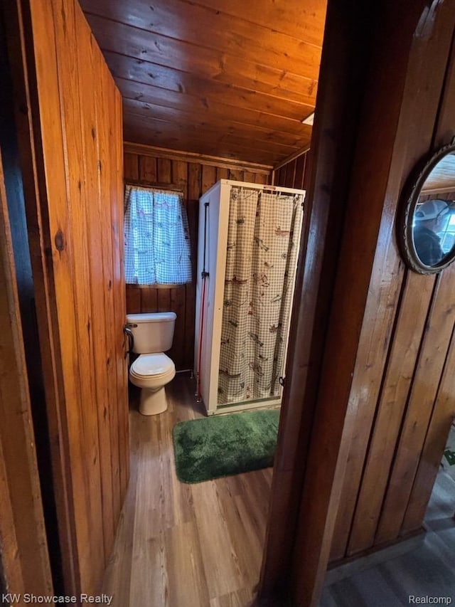 39747 W Houghton Lake Dr, Houghton Lake, MI 48629 - photo 12