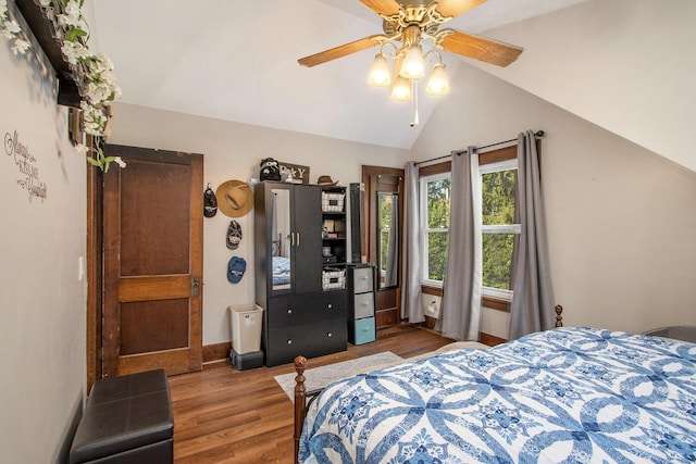 2136 Amherst Ave, Kalamazoo, MI 49008 - bedroom featuring lofted ceiling, wood finished floors, and ceiling fan