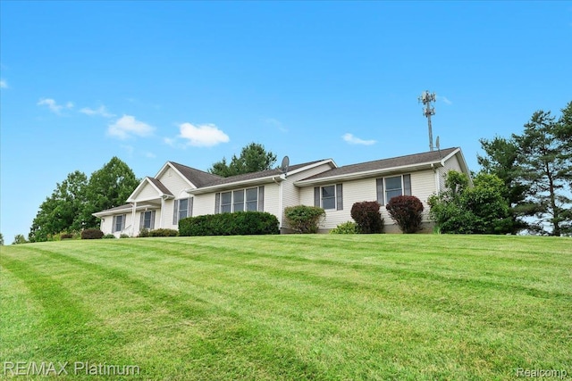 6893 Sanford Rd, Howell, MI 48855 - ranch-style home with a front lawn
