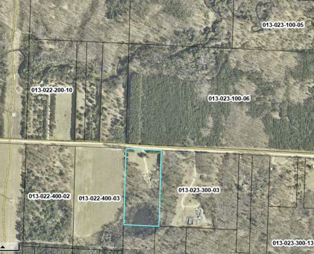3231 E Baker Rd, Hesperia, MI 49421 - map / location featuring property boundaries highlighted