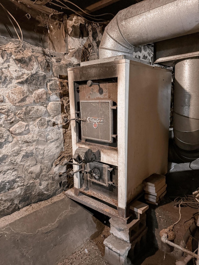 10677 Mason Dr, Grant, MI 49327 - view of utility room