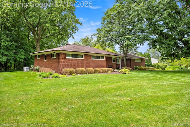 35209 Dewberry St, Farmington Hills, MI 48331 - photo 2