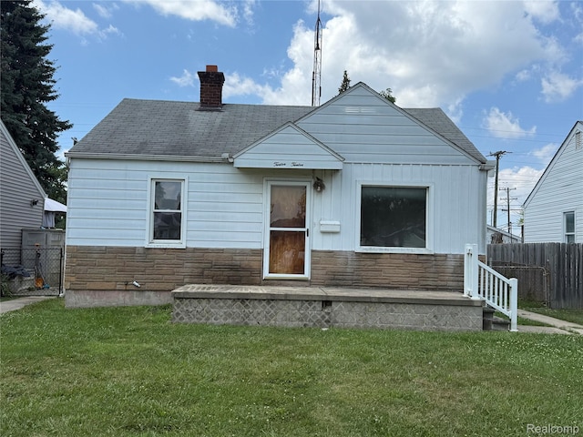 1212 Cora St, Wyandotte, MI 48192 - photo 1