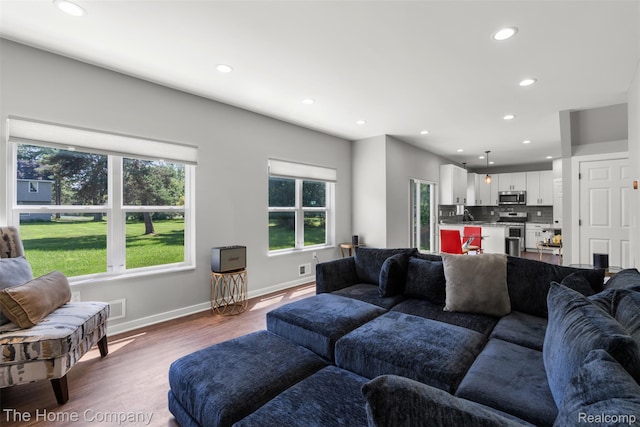 29597 Edgehill Ave, Farmington, MI 48336 - photo 8