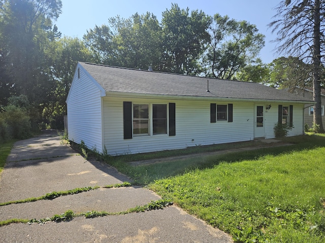 3521 Henderson Rd, Spring Arbor, MI 49283 - view of front of property with a shingled roof and driveway