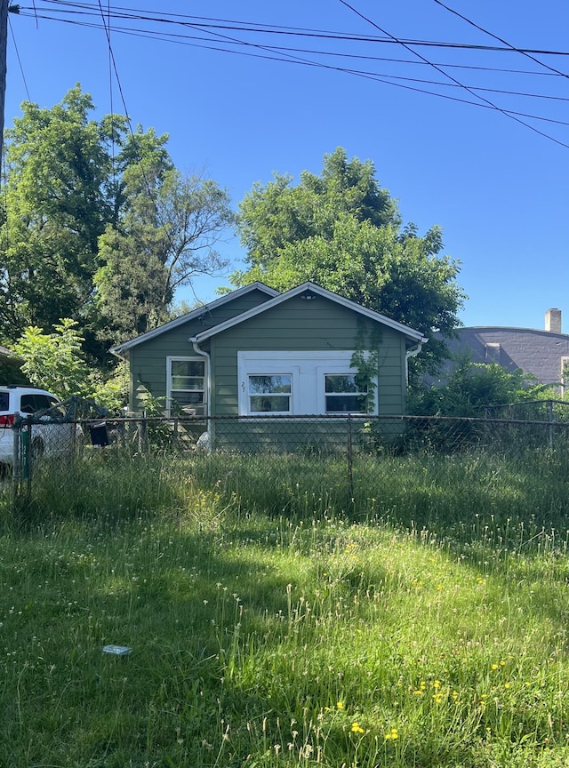 27 Ave B, Springfield, MI 49037 - view of home's exterior
