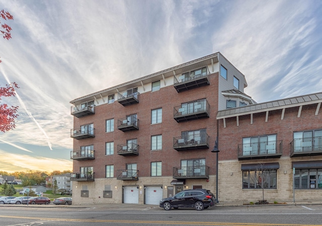 516 Williams Unit 12, South Haven, MI 49090 - photo 1