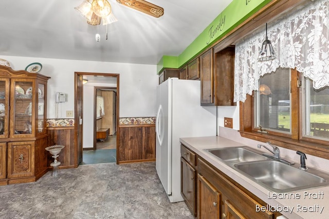 136 Race St, Freeport, MI 49325 - photo 22
