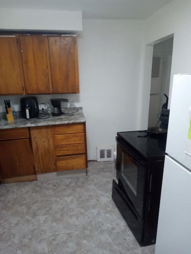 5210 Dupont St, Flint, MI 48505