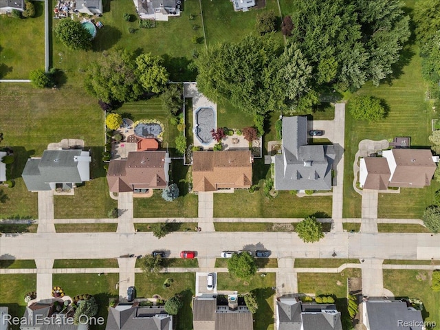 415 Evaline Dr, Troy, MI 48085 - aerial overview of property's location featuring nearby suburban area