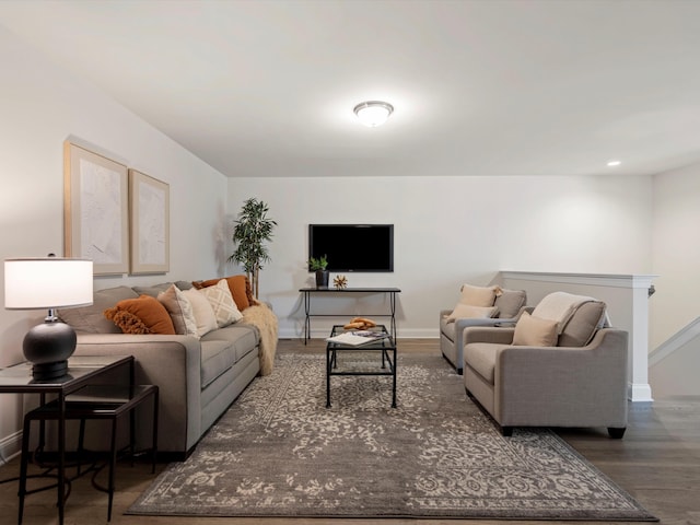 3064 N Spurway Dr, Ann Arbor, MI 48105 - living area with wood finished floors and baseboards