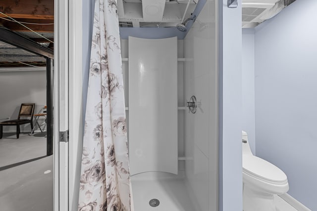 1618 Birmingham Blvd, Birmingham, MI 48009 - full bath featuring a shower stall and toilet
