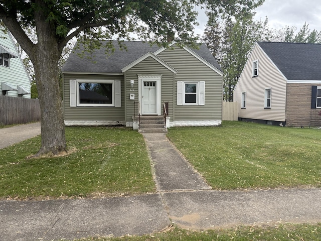 849 Allen Ave, Muskegon, MI 49442 - photo 1