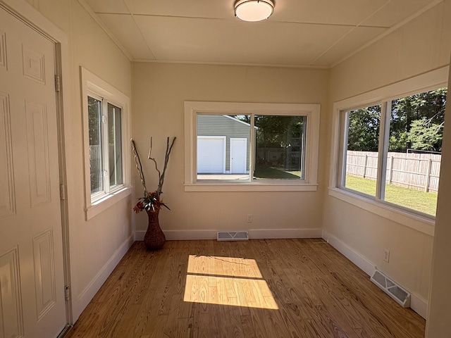 849 Allen Ave, Muskegon, MI 49442 - photo 9