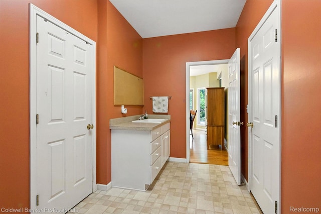 10261 Normonie Ct, Saline, MI 48176 - photo 14