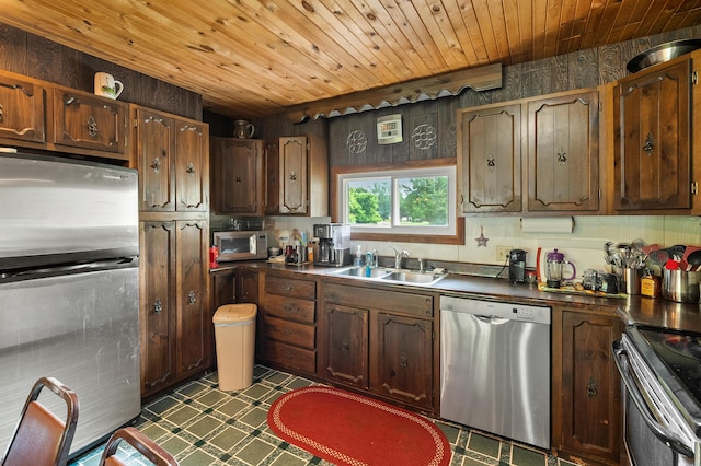 11867 4 Mile Rd, Battle Creek, MI 49015 - photo 5