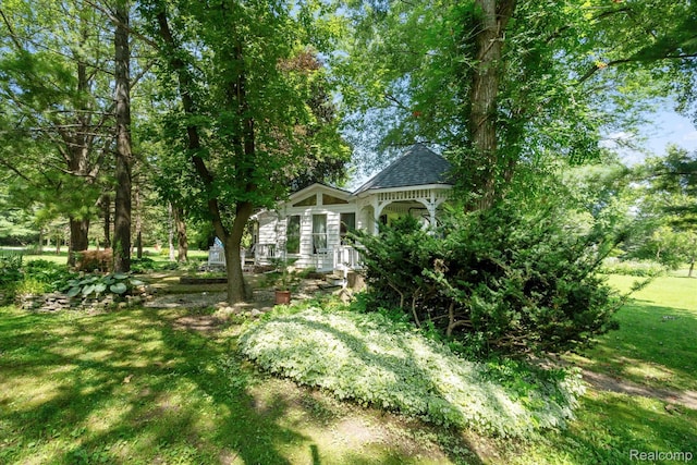 3439 N Mill Rd, Dryden, MI 48428 - view of green lawn