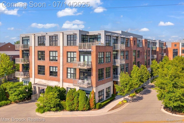 2051 Villa Rd Unit 302, Birmingham, MI 48009 - view of apartment building / complex