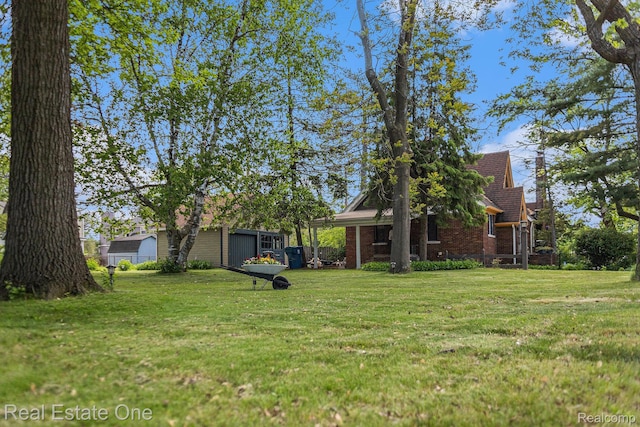 35451 John St, Wayne, MI 48184 - view of green lawn