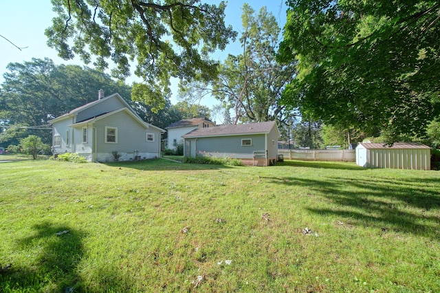 350 N Horton St, Jackson, MI 49202 - view of yard featuring a storage unit