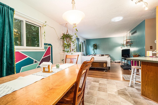 471 Dupont Ave, Ypsilanti, MI 48197 - view of dining space