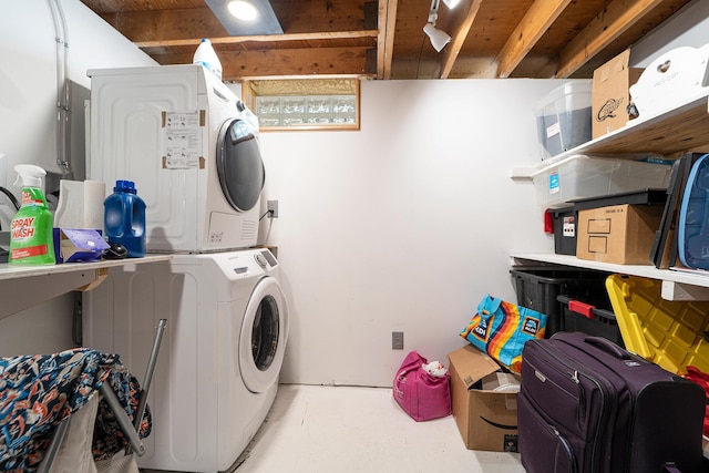 471 Dupont Ave, Ypsilanti, MI 48197 - washroom with stacked washer / dryer