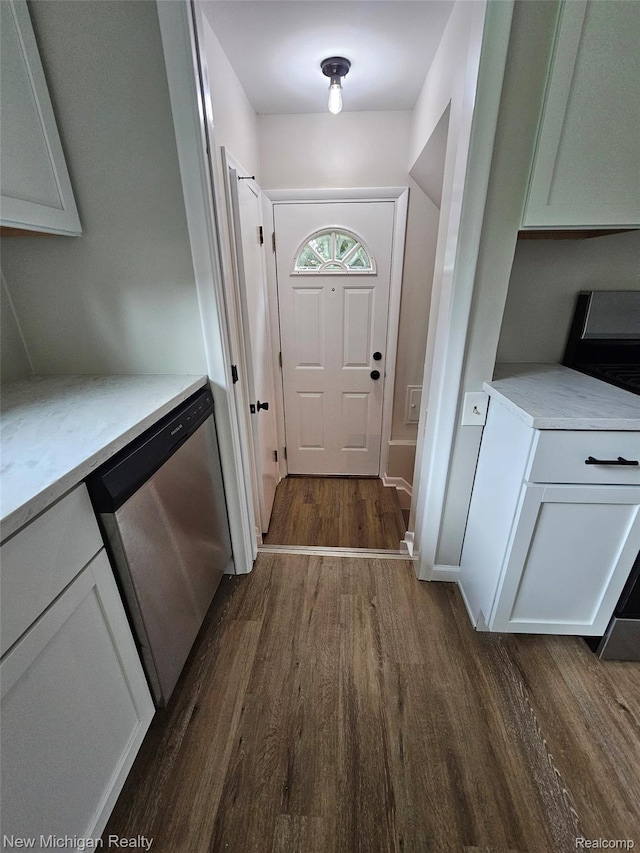 23306 Greencrest St, Saint Clair Shores, MI 48080 - doorway featuring dark wood finished floors