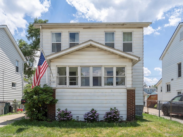 520 E Jarvis Ave, Hazel Park, MI 48030 - photo 2