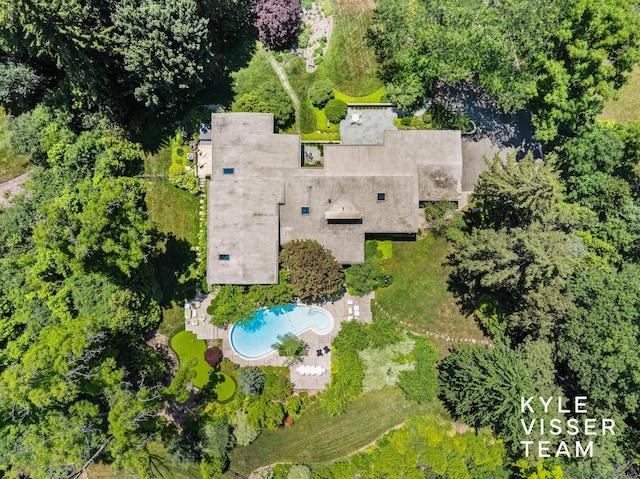 130 Robinwood Ave SE, Grand Rapids, MI 49506 - bird's eye view of a pool